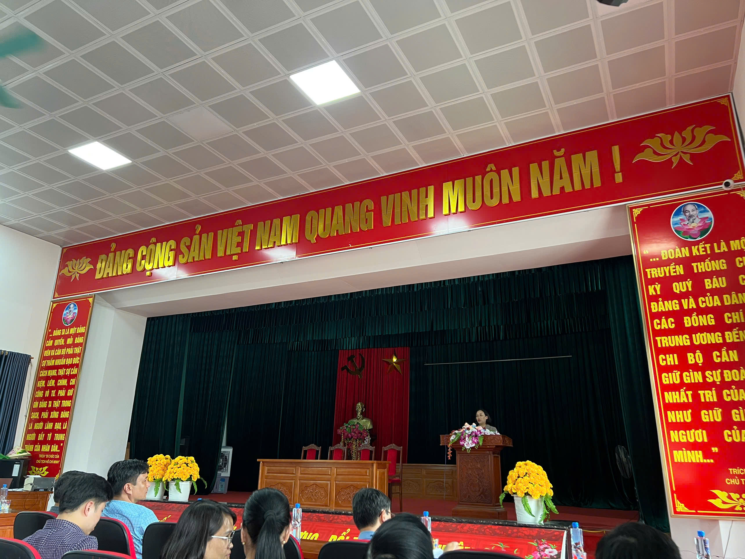 Bàn giao đất có nguồn gốc nông lâm trường về UBND các xã, phường trên địa bàn thành phố Chí Linh quản lý